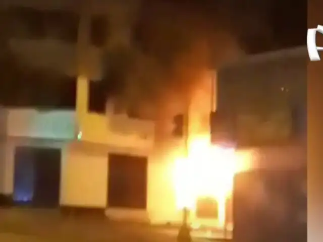 Por muy poco y se registra una tragedia: balón de gas explota durante incendio en almacén de Comas