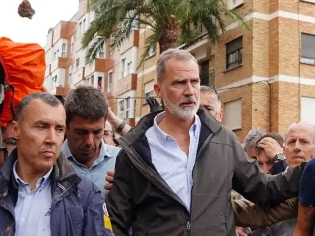 Abren investigación tras incidentes contra los reyes de España y presidente Sánchez en Valencia