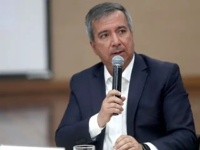 Ministro de Transportes culpa a LAP por retraso en inauguración del nuevo Jorge Chávez