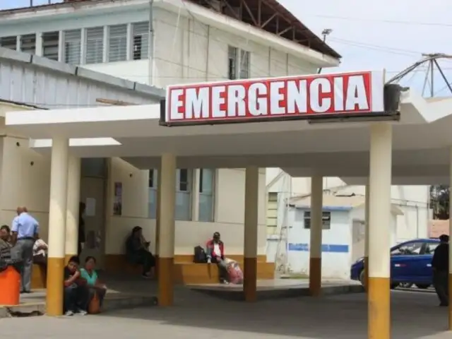 Área de hospital de Trujillo era usada para venta de autos y departamentos