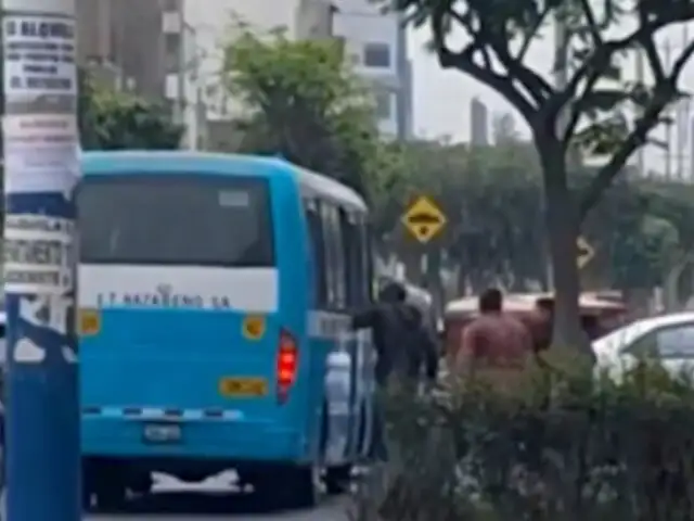 Atacan a balazos bus de transporte público cerca al Óvalo de Santa Anita