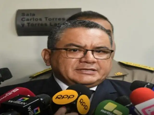 Ministro del Interior pide al Congreso facultades para "limpieza" en la Policía Nacional