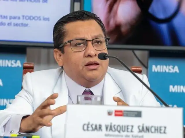 Ministro de Salud minimiza huelga de médicos: “Es normal”