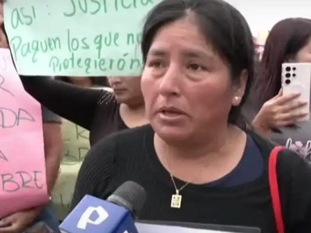 Padres de Sheyla Cóndor participaron de marcha contra la violencia a la mujer