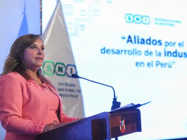 Dina Boluarte asegura una vez más que culminará su mandato en 2026 pese a elevada desaprobación