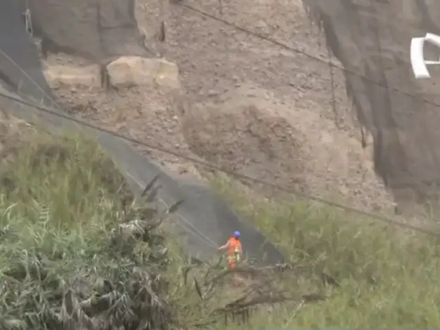 Barranco: inician con la limpieza de geomallas y geomantos en la Costa Verde