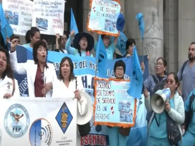 Trabajadores de salud del Minsa inician huelga nacional indefinida