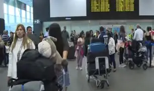 Emotivos reencuentros marcan la última Navidad en el Aeropuerto Jorge Chávez