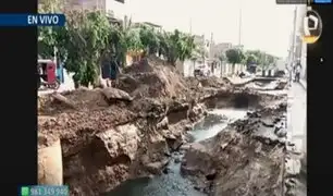 Tuberías de 40 años colapsan en Chiclayo: forado de 4 metros y aguas servidas afectan a vecinos