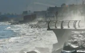 Fuertes oleajes en el litoral peruano continuarán hasta el 1 de enero