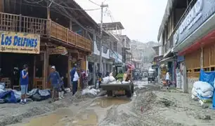 Limpian balneario de Máncora tras inundaciones por fuerte oleaje: autoridades y vecinos participaron