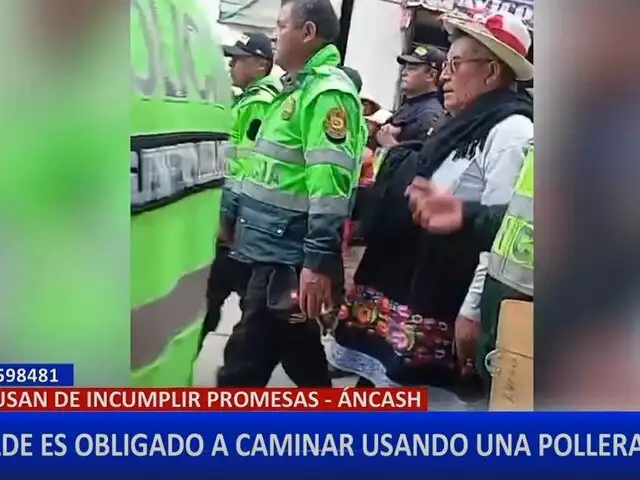 Áncash: alcalde es obligado a caminar vestido con pollera