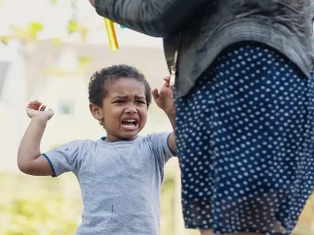 Pataletas y berrinches en niños: Cómo enseñar a los pequeños a manejar su enojo