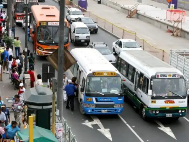 Transporte público en Lima presenta retraso de 100 años