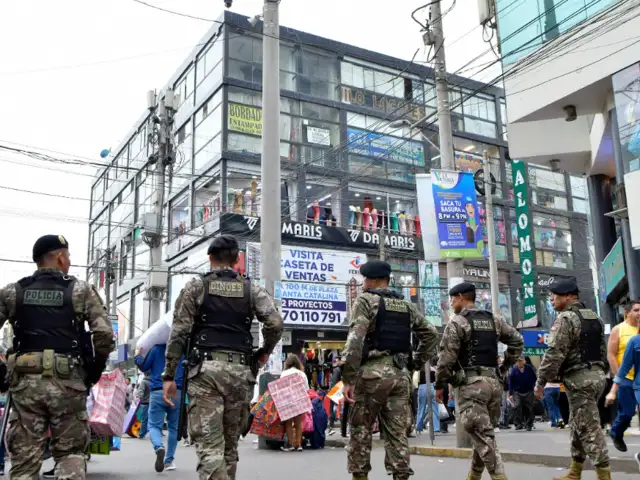 Más de 900 policías resguardarán Gamarra y Mesa Redonda durante Navidad y Año Nuevo