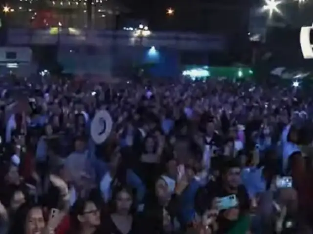 Carnavales nocturnos en Santa Anita: cajamarquinos celebraron con música andina a lo grande