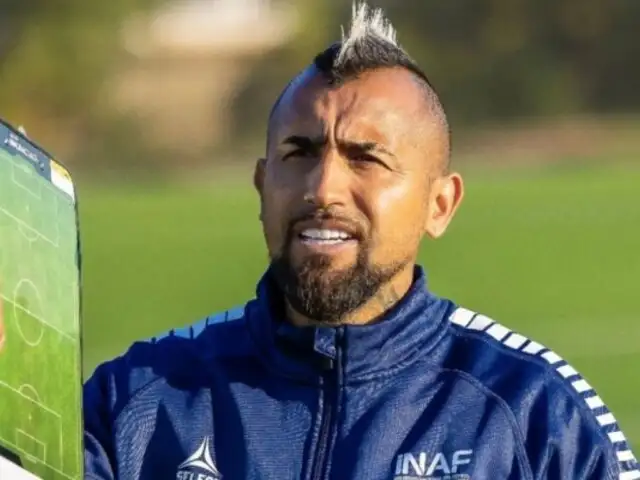 ¡Sorpresa! Arturo Vidal se gradúa como entrenador y apunta a dirigir a Chile