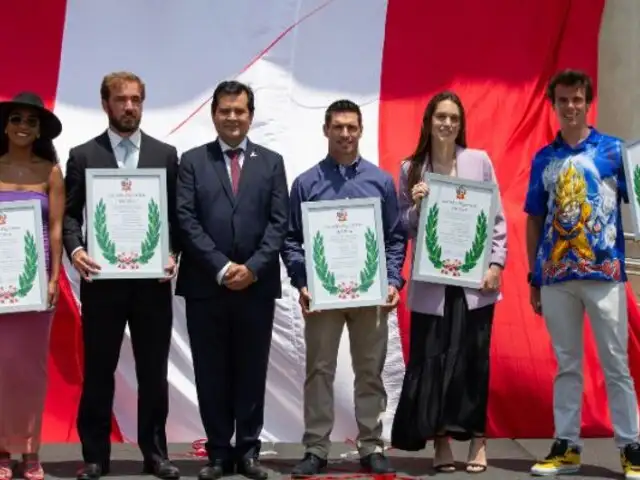 5 deportistas de disciplinas acuáticas recibieron Laureles Deportivos por el IPD tras logros en campeonatos mundiales