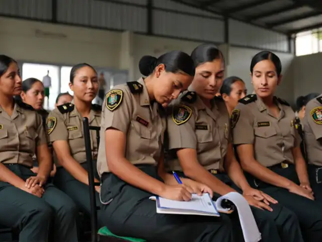 Capacitan a 500 cadetes de la PNP en la lucha contra la violencia de género