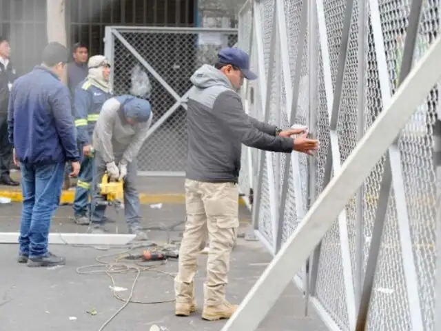 Defensoría pide al municipio de Lima revaluar instalación de rejas en Mesa Redonda