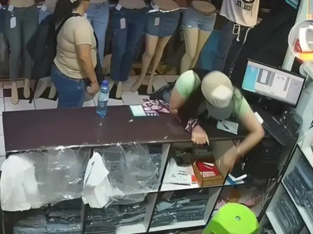 Falsas compradoras roban celulares de alta gama de tienda en Gamarra en plena campaña navideña