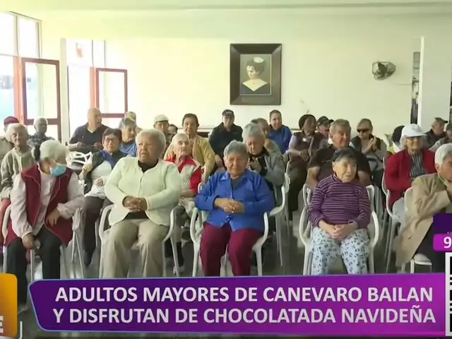 Adultos mayores del Hogar Canevaro celebran navidad con chocolatada bailable