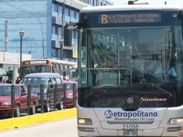 Caos en el Metropolitano: usuarios reportan colapso en Estación Central