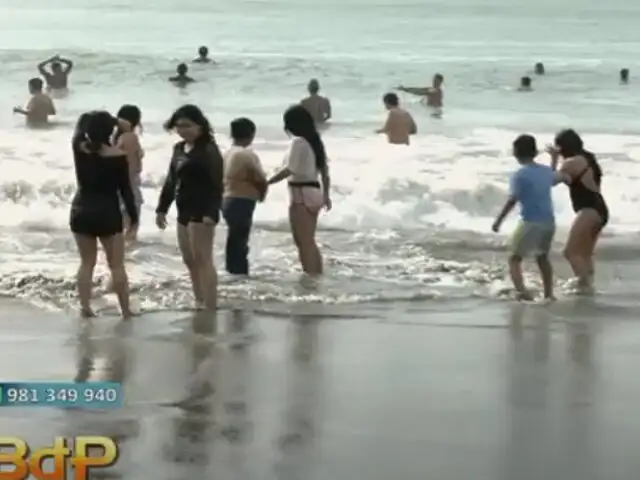 Chorrillos: bañistas disfrutaron del último domingo del año en la playa Agua Dulce