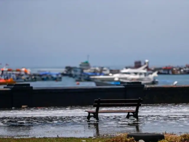 Marina de Guerra alerta que oleajes anómalos podrían prolongarse hasta el 4 de enero