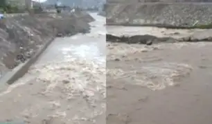 Aumenta el caudal del río Rímac tras intensas lluvias en Lima de esta madrugada