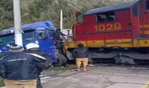 Por muy poco y se registra una tragedia: tráiler impacta contra tren en Huarochirí