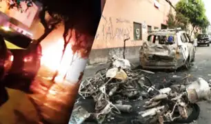 Cinco motocicletas y una camioneta quedan consumidos por incendio en una calle de La Victoria