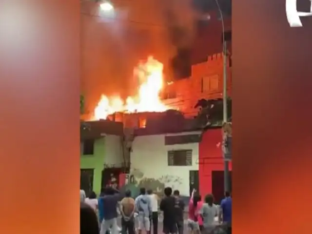 Incendio en vivienda del Agustino: siniestro habría sido provocado por un pirotécnico