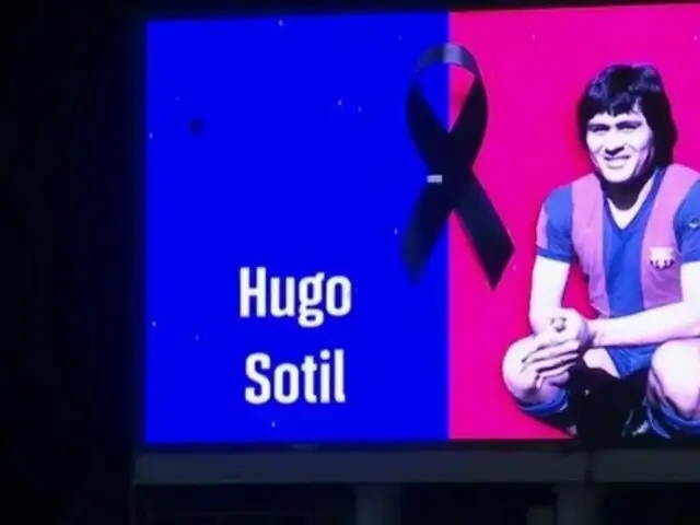 Barcelona rinde homenaje a Hugo Sotil con emotivo minuto de silencio en la Copa del Rey