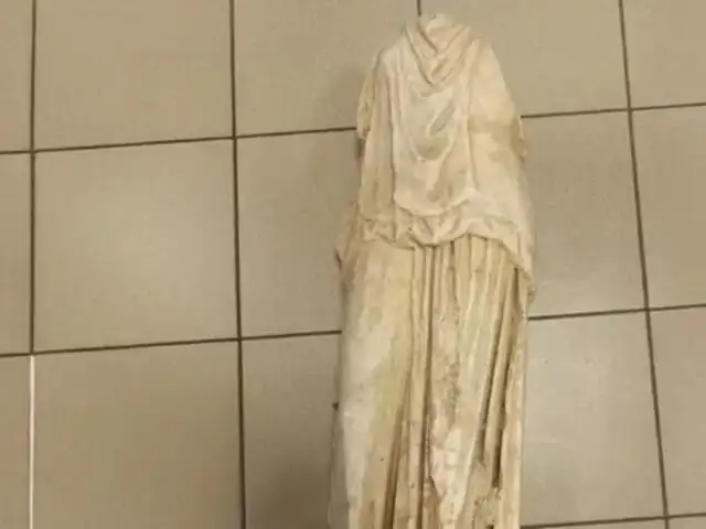 ¡Increíble! Hallan escultura de más de 2 mil años en una bolsa de basura