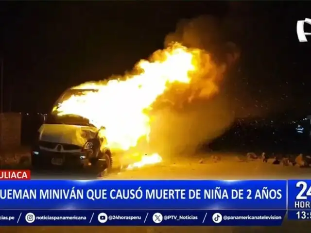 Juliaca: pobladores queman minivan tras fatal accidente de tránsito