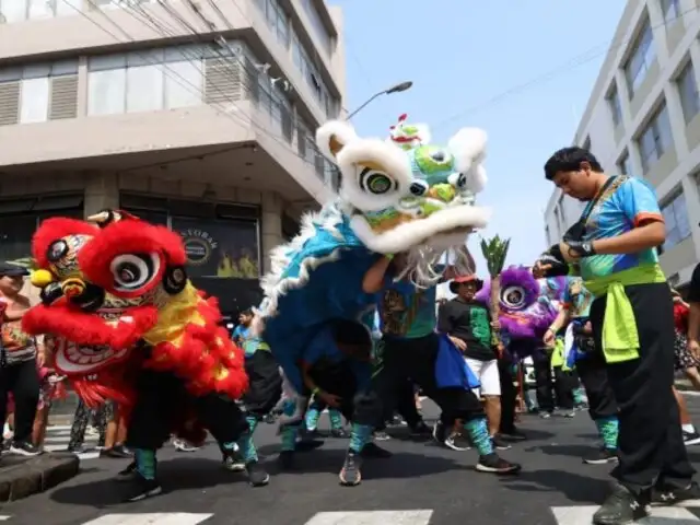 Año Nuevo Chino: personas acudieron a calle Capón para celebrar la llegada de la Serpiente de Madera