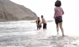 Chorrillos: colocan arena en playa La Herradura