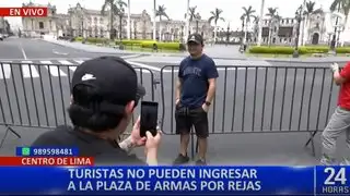 Plaza Mayor de Lima luce enrejada para evitar el ingreso de turistas