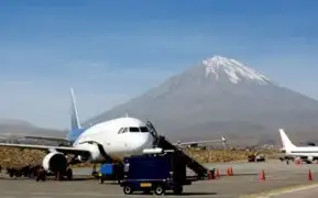 Pasajeros varados en Lima tras cancelación de vuelos a Arequipa por mal clima