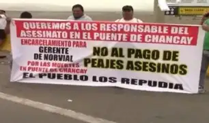 Transportistas exigen la suspensión del pago de peajes tras colapso del puente Chancay