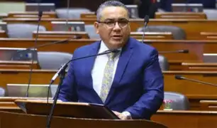 Ministro Santiváñez presenta queja contra fiscal del caso ‘Waykis en la Sombra’ por inconducta funcional