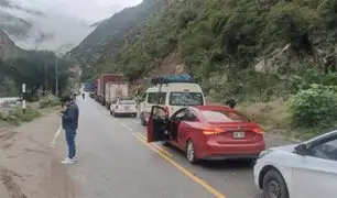 Tras deslizamiento de rocas por intensas lluvias: se normalizó el tránsito en la vía Cusco- Abancay