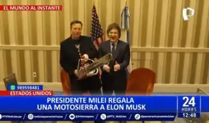 Javier Milei se reunió con Elon Musk y le regaló una motosierra