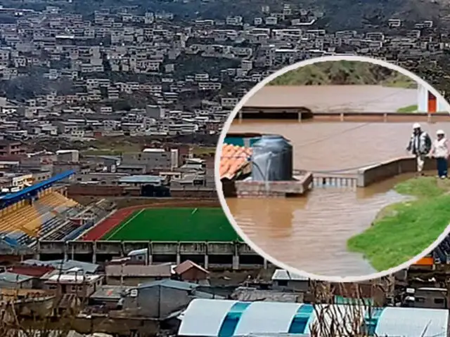 Pasco: desborde de canal de regadío inunda decenas de viviendas, cultivos y un estadio de fútbol