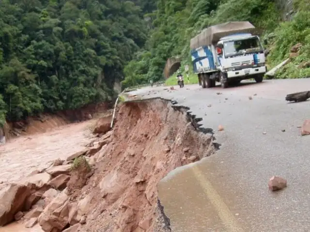 Ayacucho y Piura con vías interrumpidas tras intensas lluvias