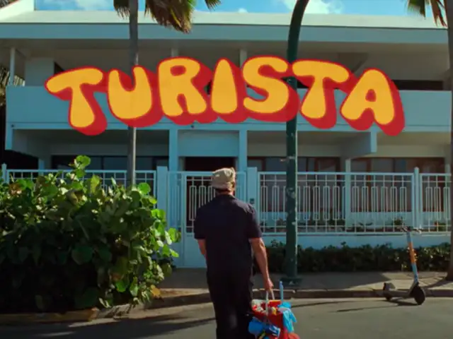 Bad Bunny lanza el videoclip de "Turista" y emociona a sus fans con un nuevo teaser