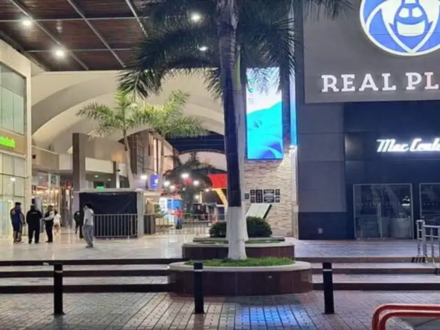 Real Plaza Trujillo se pronuncia tras colapso del techo en su patio de comidas