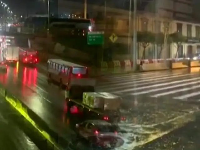 A tomar precauciones: Lima amanece con intensa lluvia en pleno verano