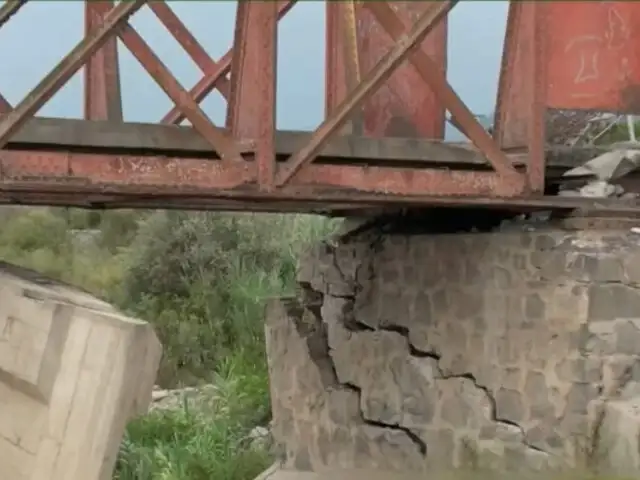 Puente de 150 años en Huaral a punto de colapsar: vehículos pesados siguen cruzando pese a advertencia